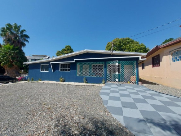 First image of 1 Kingslyn Avenue in Kingston 10, St. Andrew, Jamaica - property is For Sale