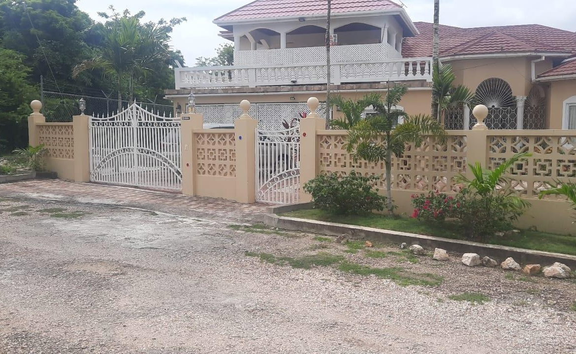Seventh image of 176 Flamingo Beach Circle Val in Falmouth, Trelawny, Jamaica - property is For Sale