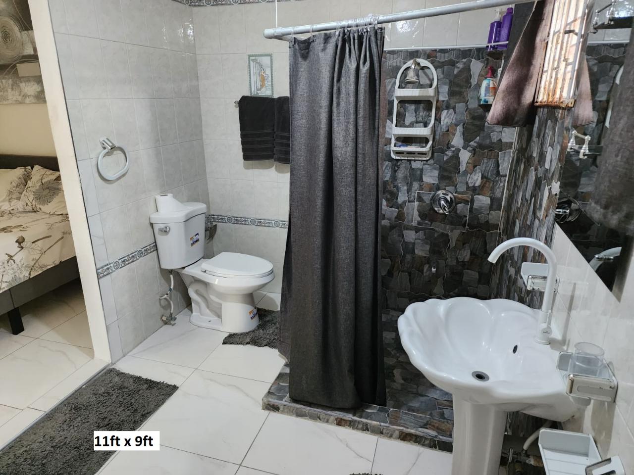 Eleventh image of 862 West Cumberland in Greater Portmore, St. Catherine, Jamaica - property is For Sale
