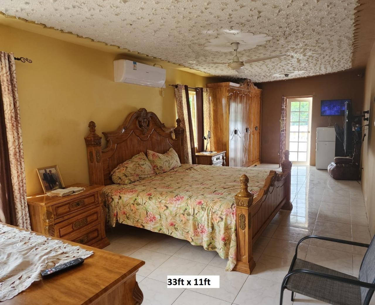 Ninth image of 862 West Cumberland in Greater Portmore, St. Catherine, Jamaica - property is For Sale