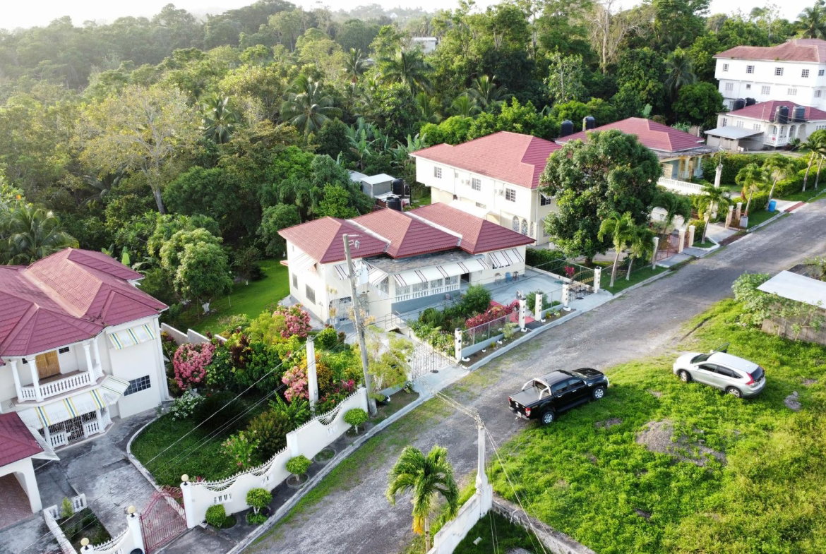 Fourth image of 6 Lyndale in Highgate, St. Mary, Jamaica - property is For Sale