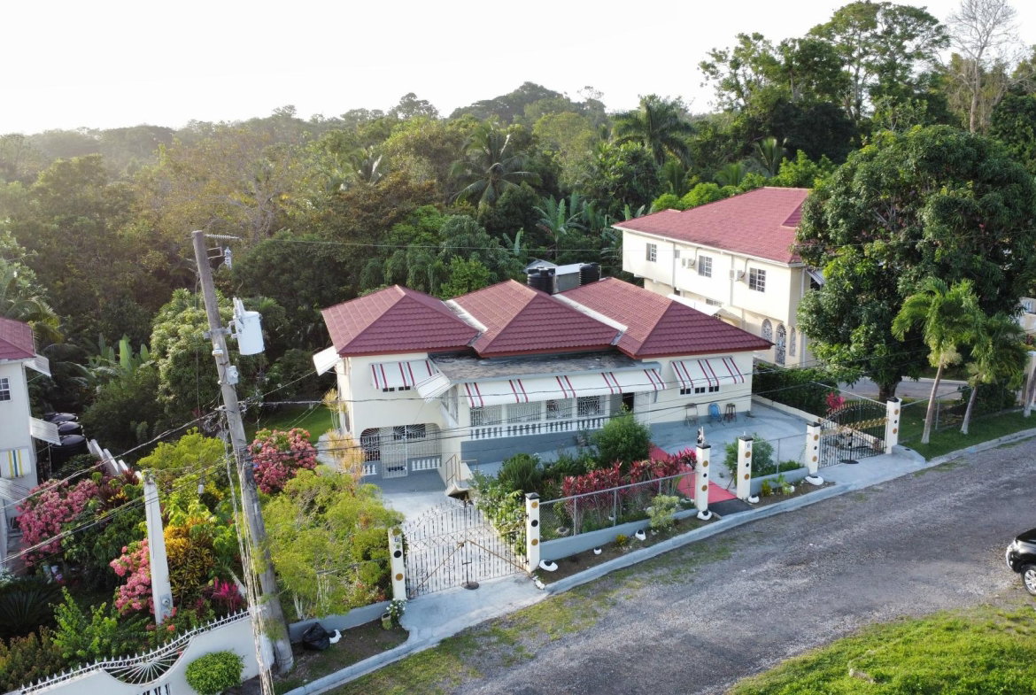 Fifth image of 6 Lyndale in Highgate, St. Mary, Jamaica - property is For Sale