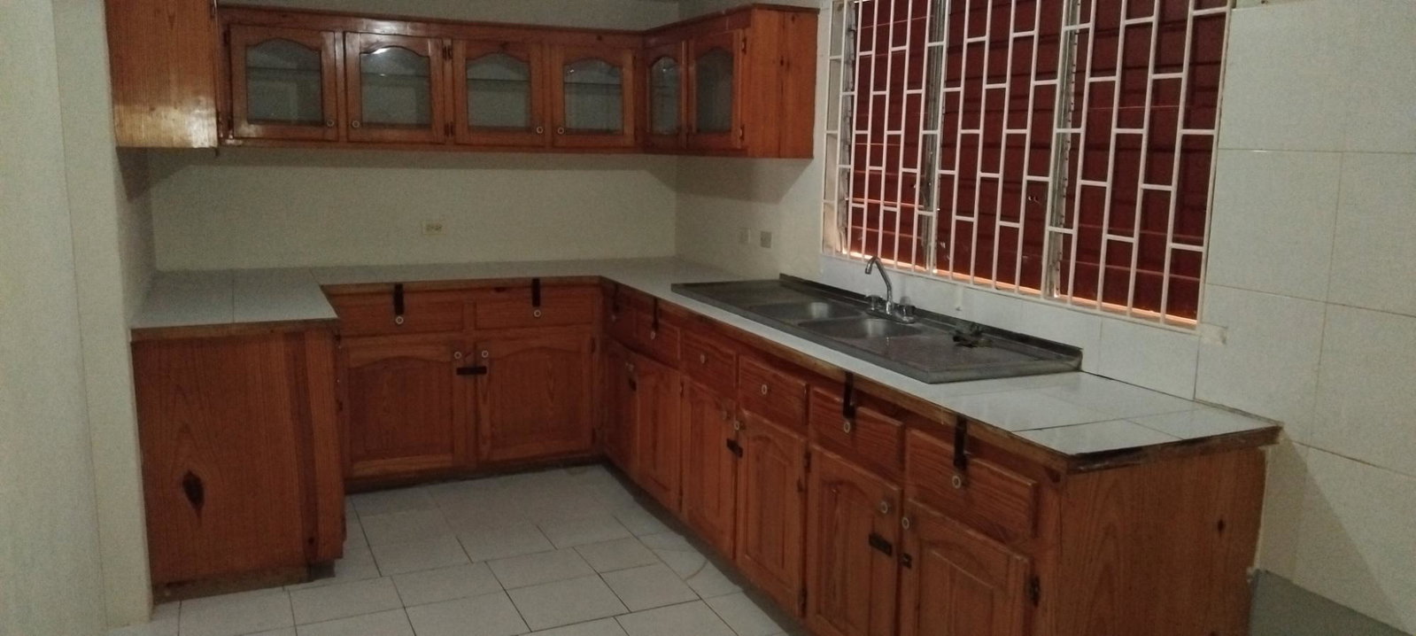 Stunning-5-Bedroom-Split-Level-Home-for-Sale-in-St.-Mary-Jamaica Eighth image of 6 Lyndale in Highgate, St. Mary, Jamaica - property is For Sale