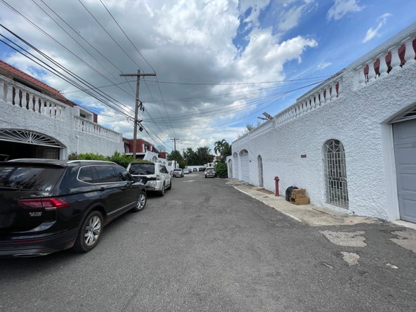 Fourth image of 1- 1- Surbiton Close in Kingston 10, St. Andrew, Jamaica - property is For Sale