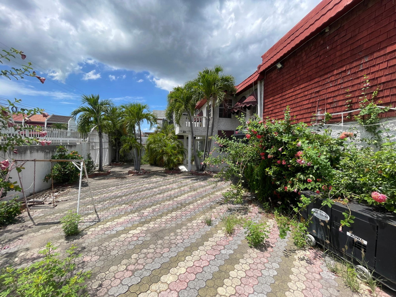 Eighth image of 1- 1- Surbiton Close in Kingston 10, St. Andrew, Jamaica - property is For Sale