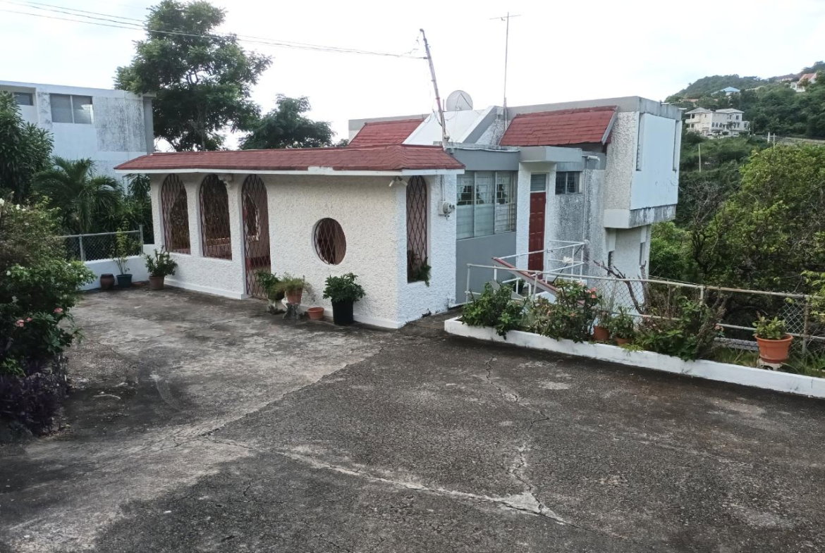 Eleventh image of 35 West Great House Circle in CONSTANT SPRING, St. Andrew, Jamaica - property is For Sale