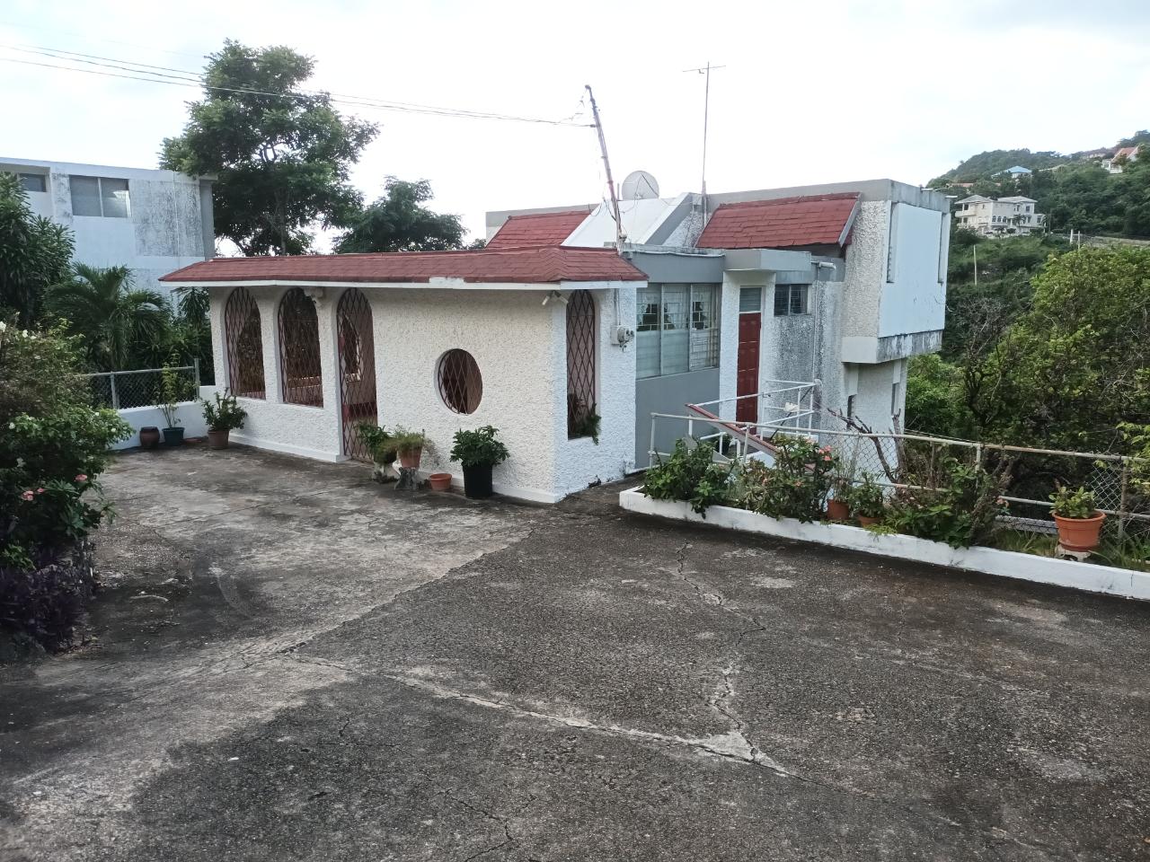 Eleventh image of 35 West Great House Circle in CONSTANT SPRING, St. Andrew, Jamaica - property is For Sale