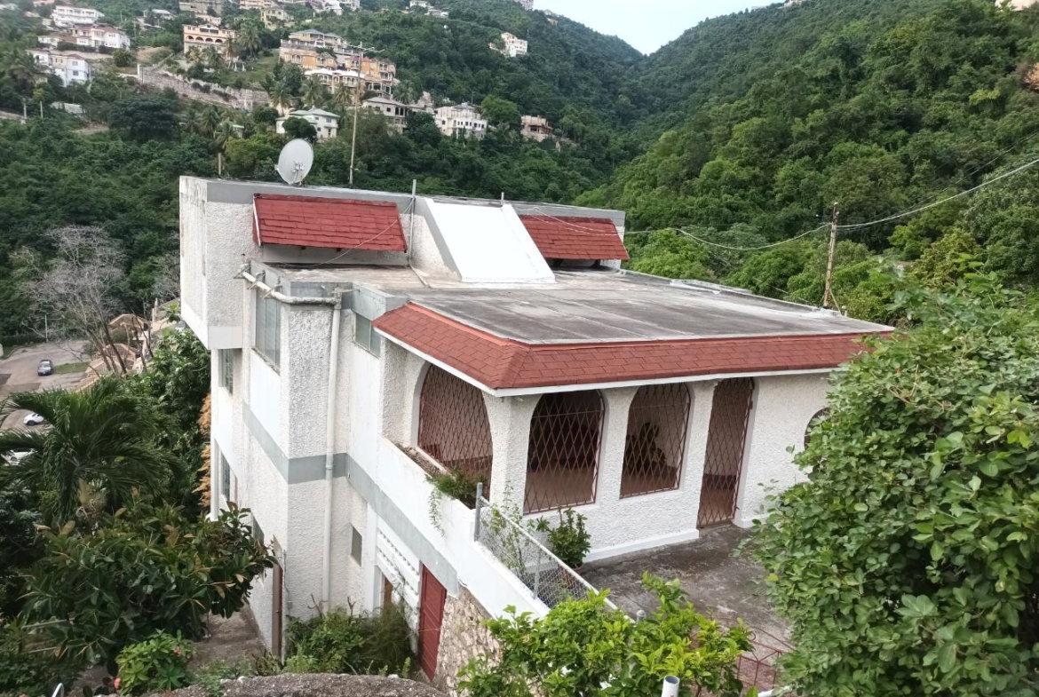 Seventeenth image of 35 West Great House Circle in CONSTANT SPRING, St. Andrew, Jamaica - property is For Sale