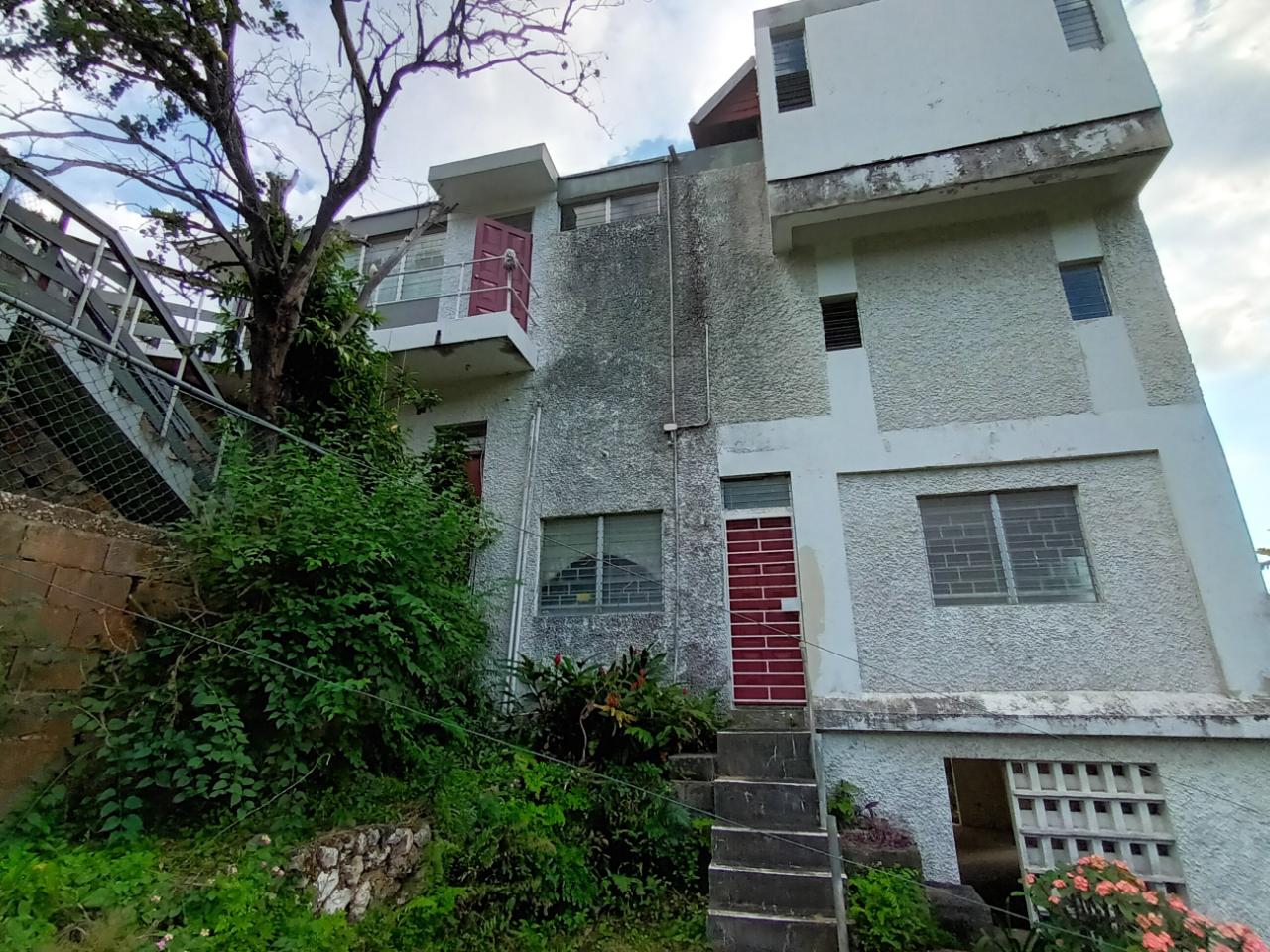 Twenty-Fourth image of 35 West Great House Circle in CONSTANT SPRING, St. Andrew, Jamaica - property is For Sale