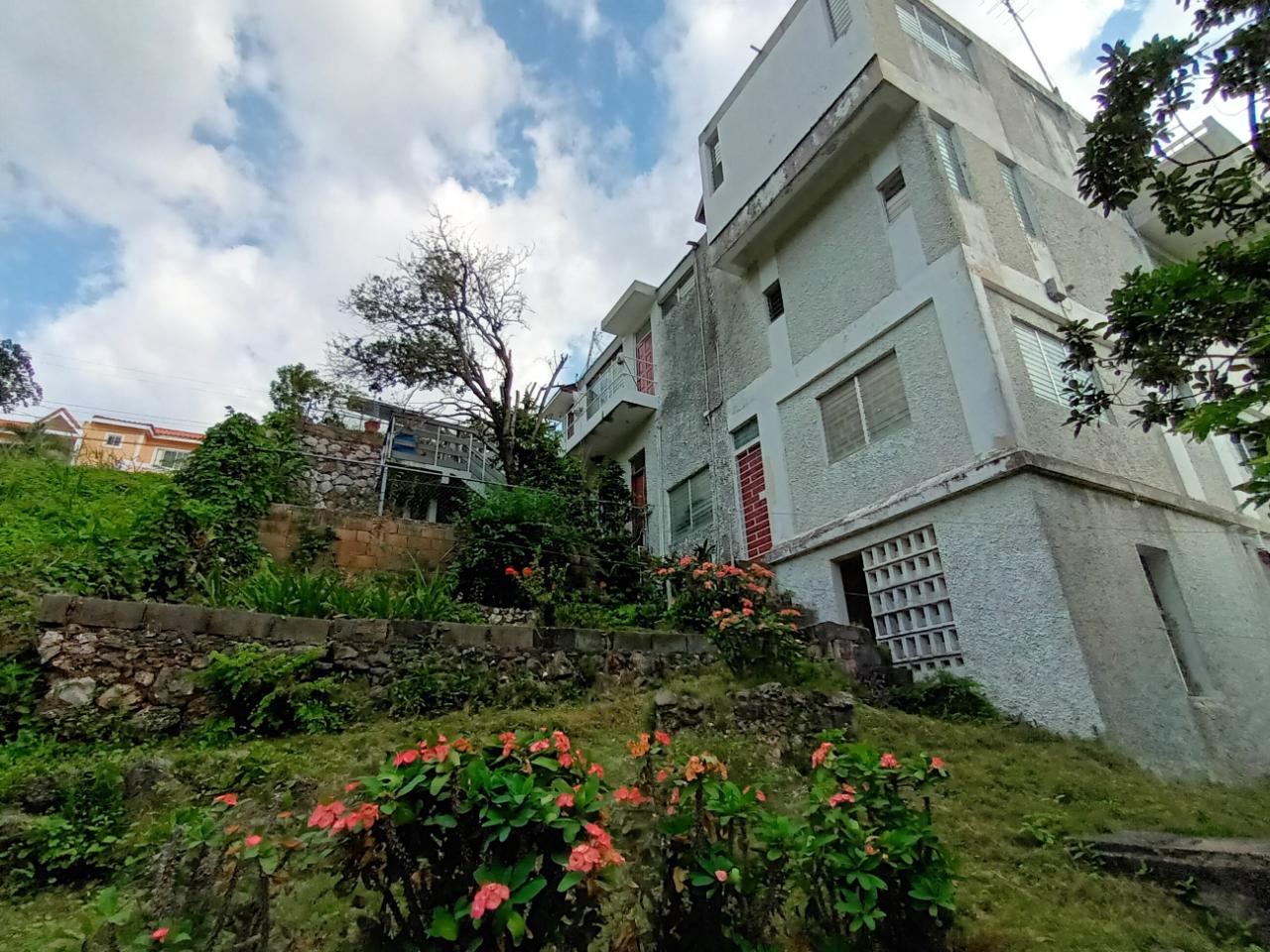 Twenty-Sixth image of 35 West Great House Circle in CONSTANT SPRING, St. Andrew, Jamaica - property is For Sale