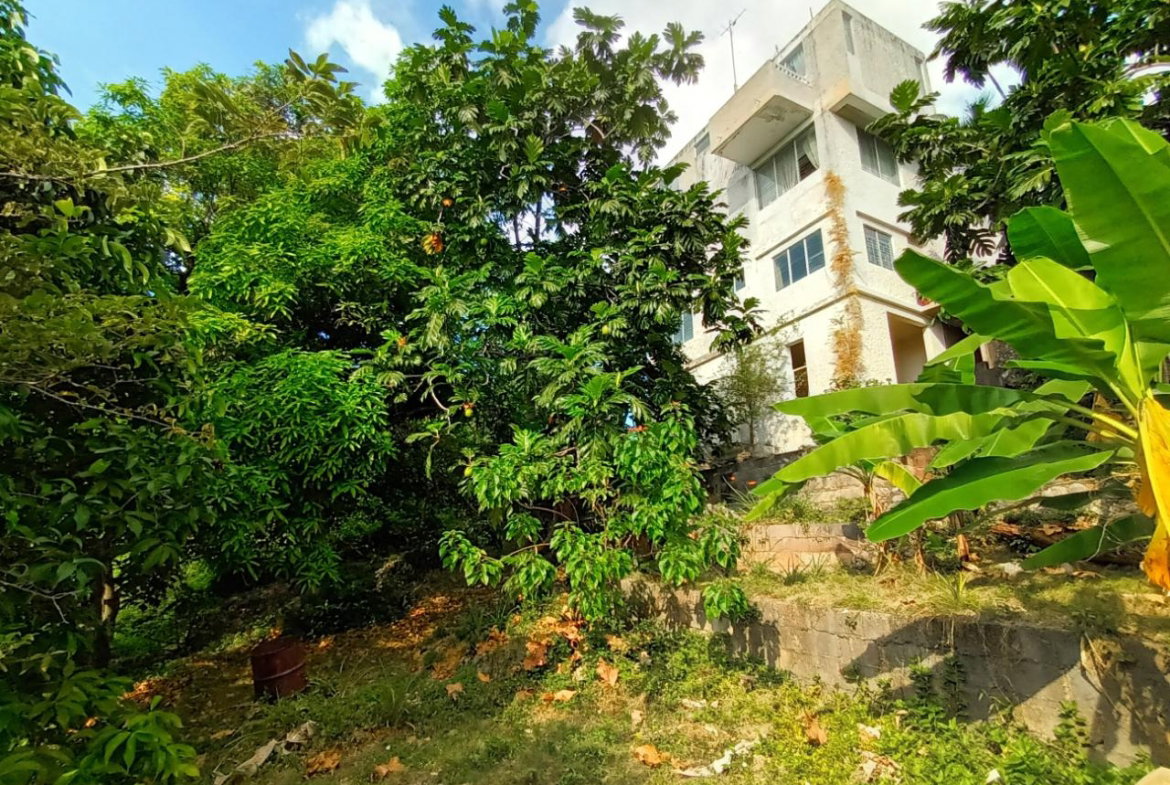 Twenty-Ninth image of 35 West Great House Circle in CONSTANT SPRING, St. Andrew, Jamaica - property is For Sale