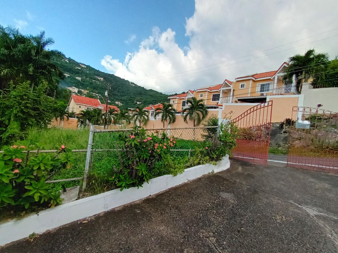 Fourth image of 35 West Great House Circle in CONSTANT SPRING, St. Andrew, Jamaica - property is For Sale