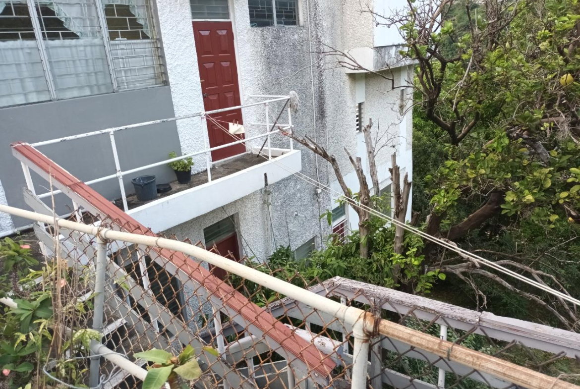 Sixth image of 35 West Great House Circle in CONSTANT SPRING, St. Andrew, Jamaica - property is For Sale