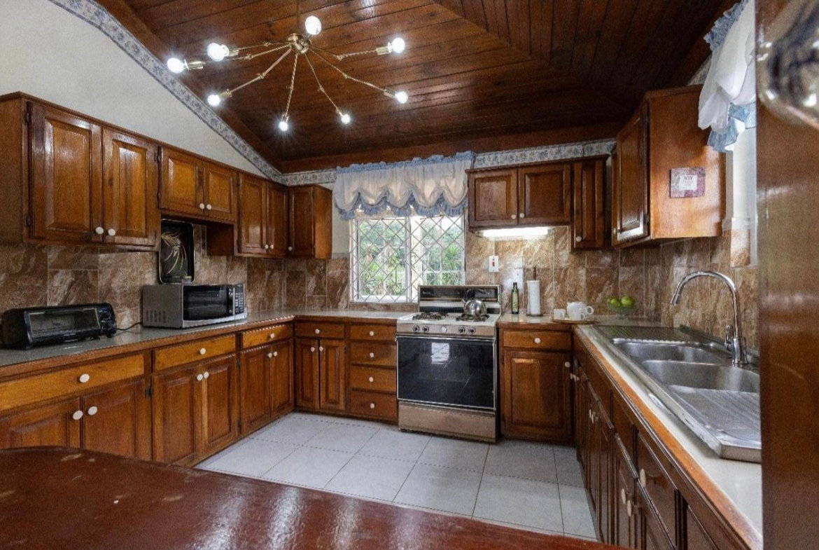 Eleventh image of 23 Shoucair Circle Coopers h in Coopers Hill, St. Andrew, Jamaica - property is For Sale