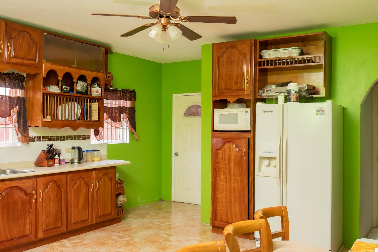 Stunning-6-Bedroom-Home-for-Sale-in-New-Harbour-Village-Jamaica Ninth image of 538 Oyster Way, New Harbour v in Old Harbour, St. Catherine, Jamaica - property is For Sale