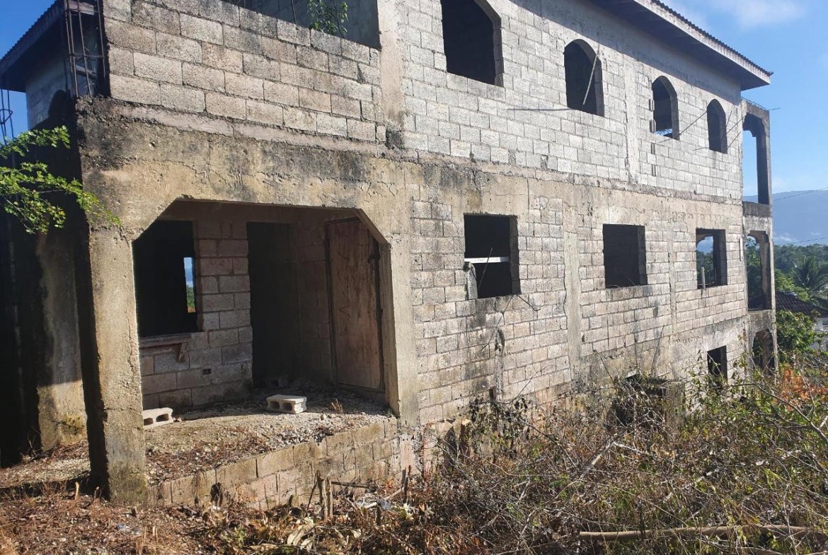 Tenth image of Olive Boulevard in Santa Cruz, St. Elizabeth, Jamaica - property is For Sale