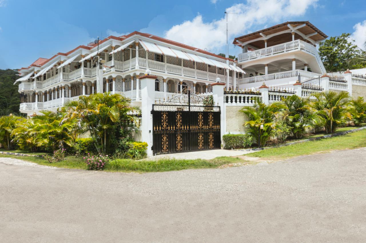 Stunning-6-Bedroom-Home-for-Sale-in-St.-Mary-Jamaica Fifteenth image of 67- Gibraltar Estate in Oracabessa, St. Mary, Jamaica - property is For Sale