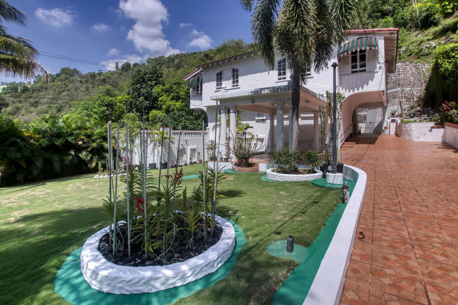 Tenth image of 7 Directors Way, Belgrade m in Kingston 19, St. Andrew, Jamaica - property is For Sale