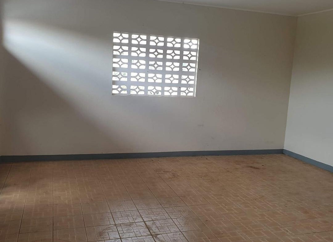 Fifth image of Old England in Old England, Manchester, Jamaica - property is For Sale