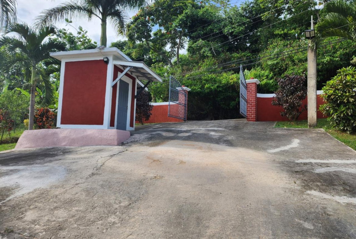 Twenty-Fifth image of Albert Town in Albert Town, Trelawny, Jamaica - property is For Sale