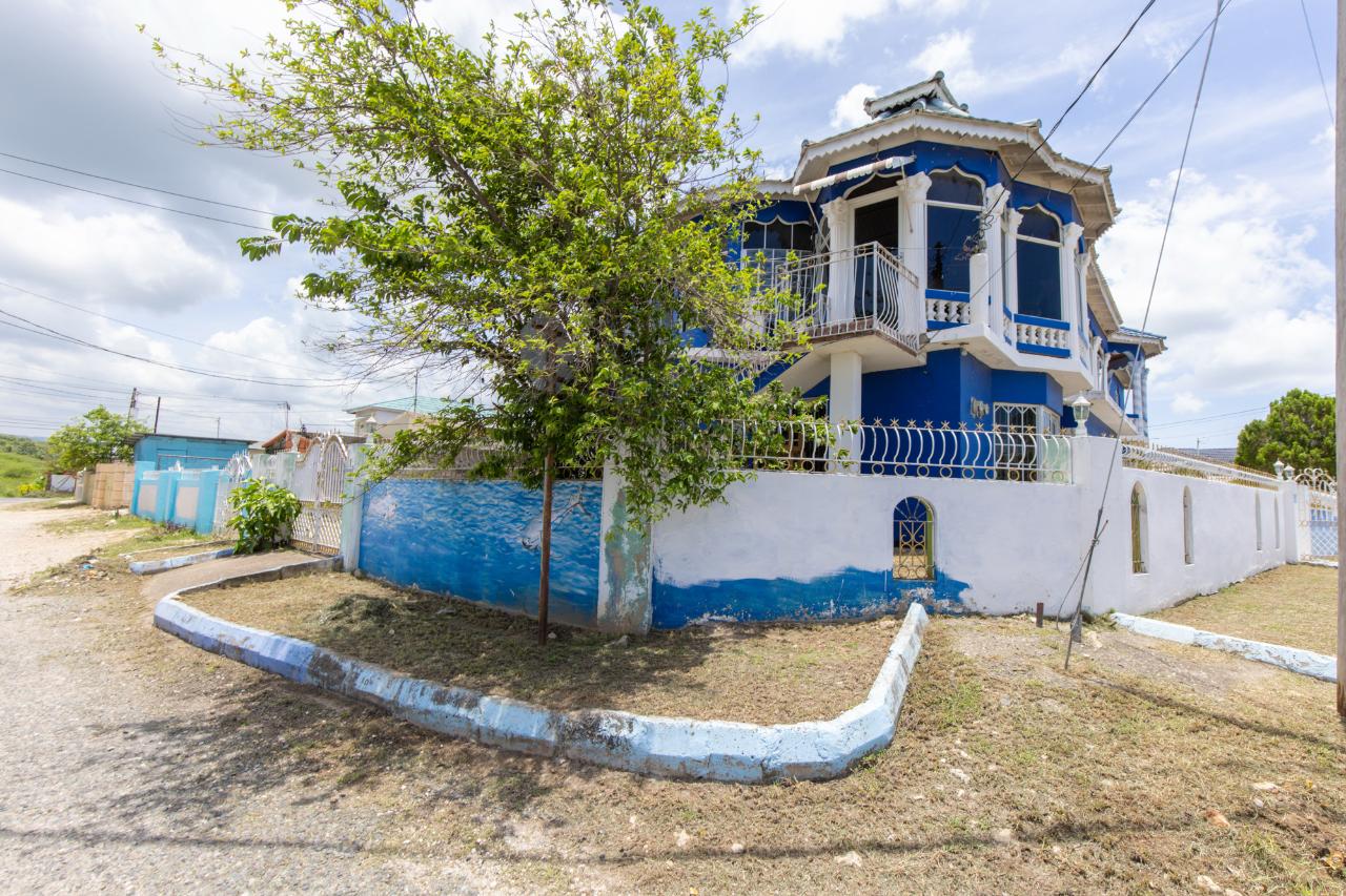 Third image of 708 Claremont Blvd in Old Harbour, St. Catherine, Jamaica - property is For Sale