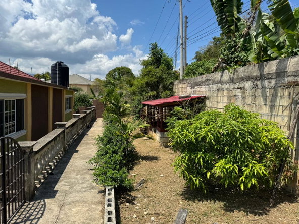 Thirteenth image of 19 Vanfair Gardens,linstead, in Linstead, St. Catherine, Jamaica - property is For Sale