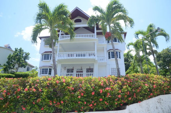 Second image of Pompano Bay in Tower Isle, St. Mary, Jamaica - property is For Sale