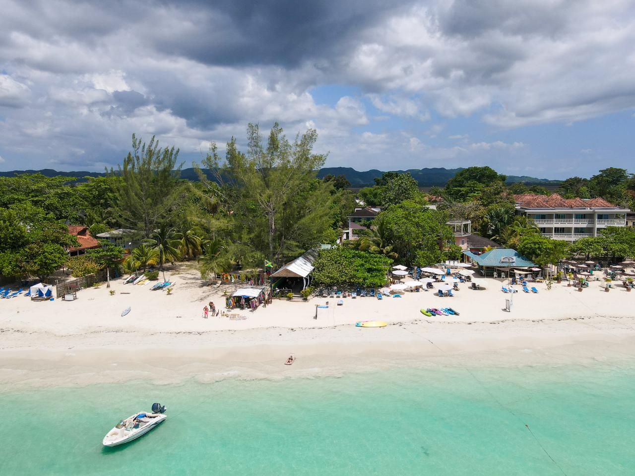 Fifteenth image of Norman Manley Boulevard in Negril, Westmoreland, Jamaica - property is For Sale