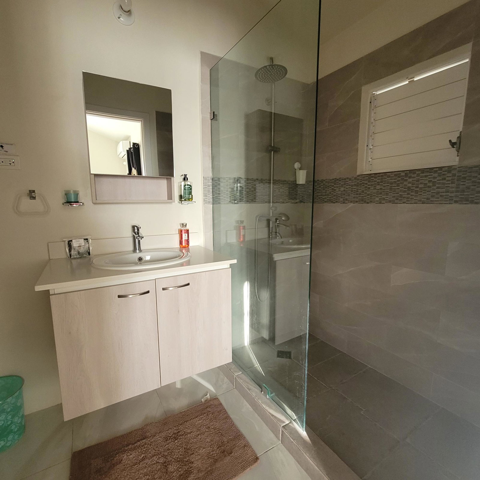 Eleventh image of 386c Camelot Village ph 2, Dis in Discovery Bay, St. Ann, Jamaica - property is For Rent