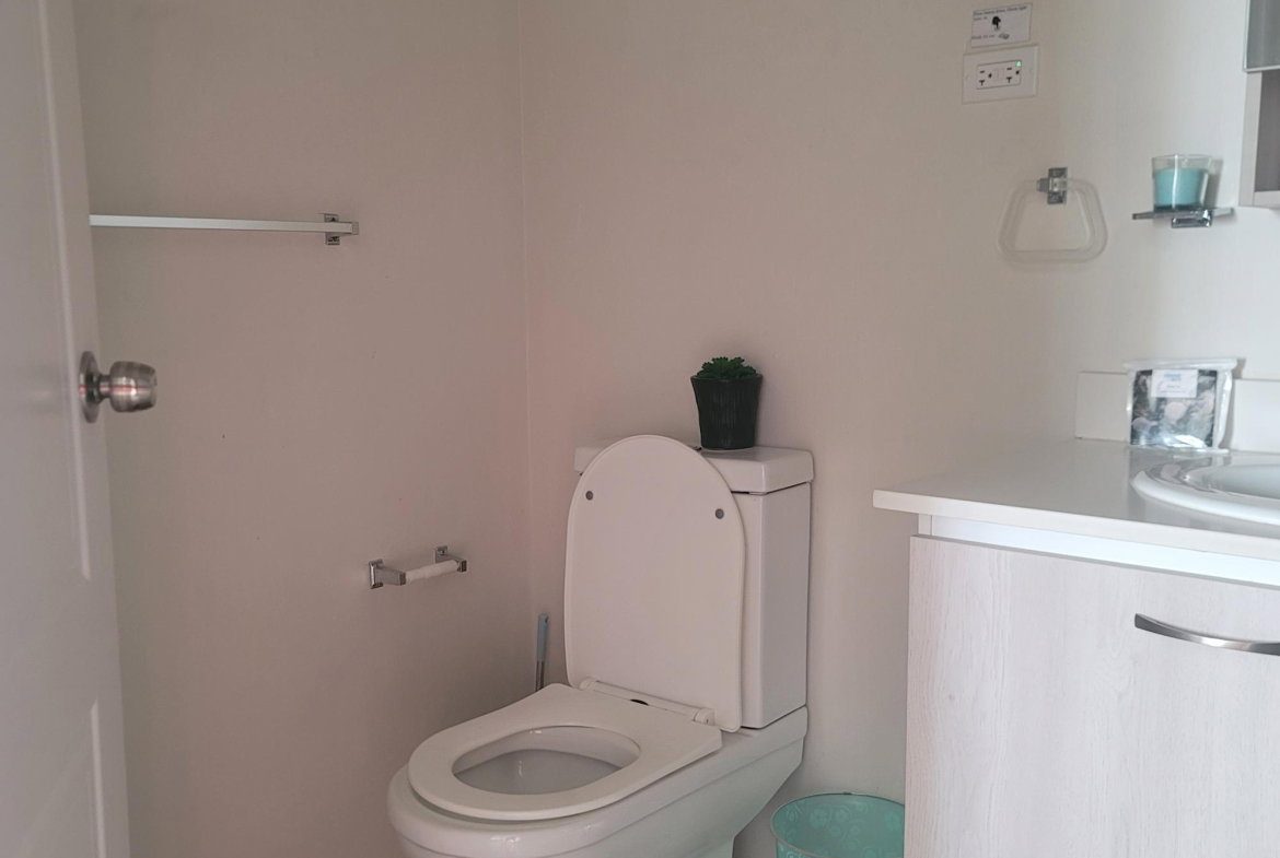 Fourteenth image of 386c Camelot Village ph 2, Dis in Discovery Bay, St. Ann, Jamaica - property is For Rent