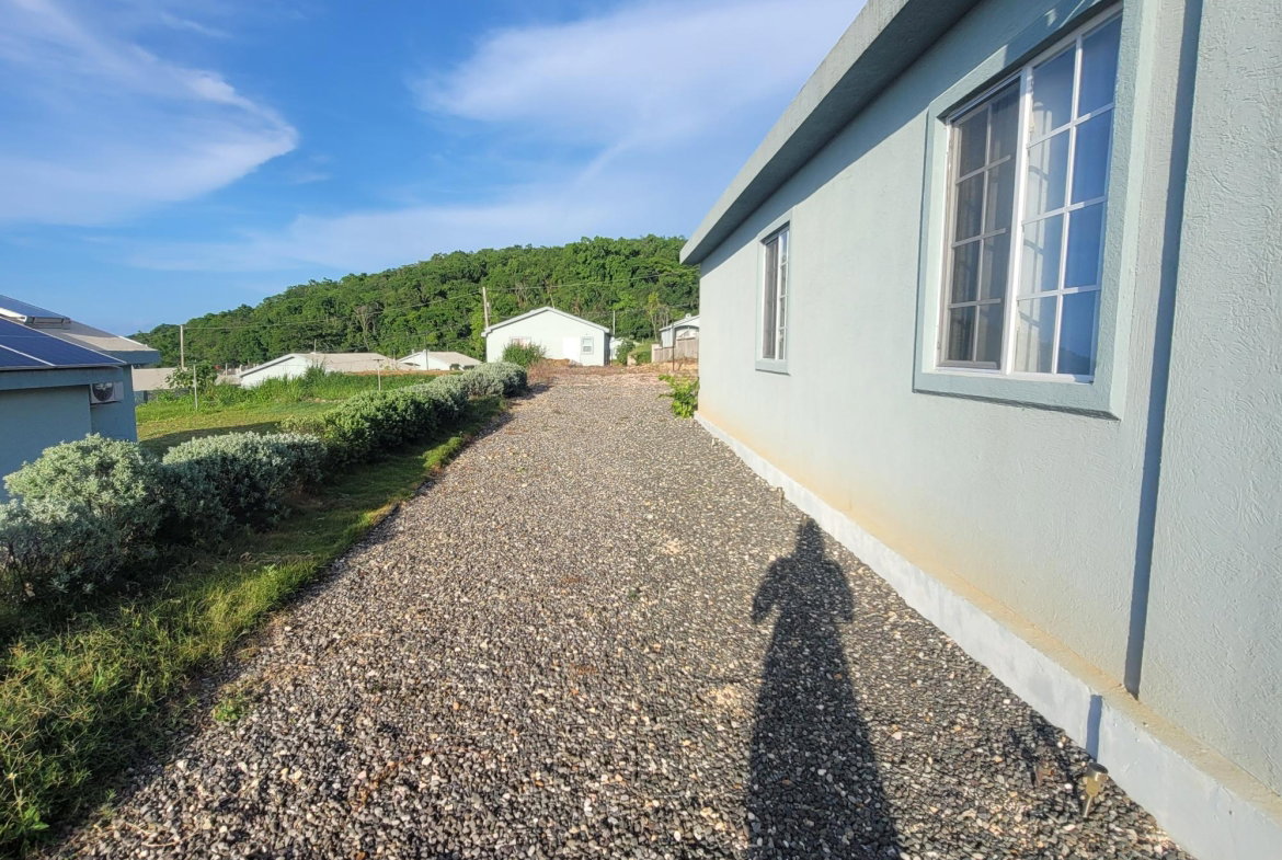 Twenty-Third image of 386c Camelot Village ph 2, Dis in Discovery Bay, St. Ann, Jamaica - property is For Rent