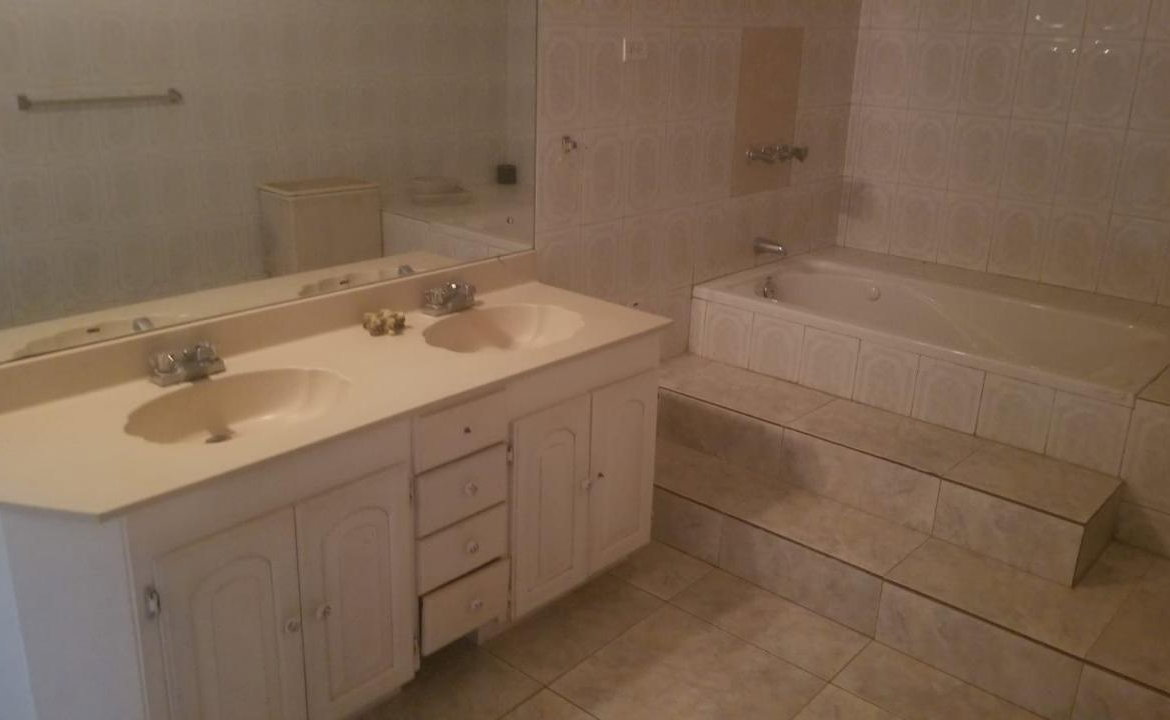 Eleventh image of Claremont in Claremont, St. Ann, Jamaica - property is For Sale