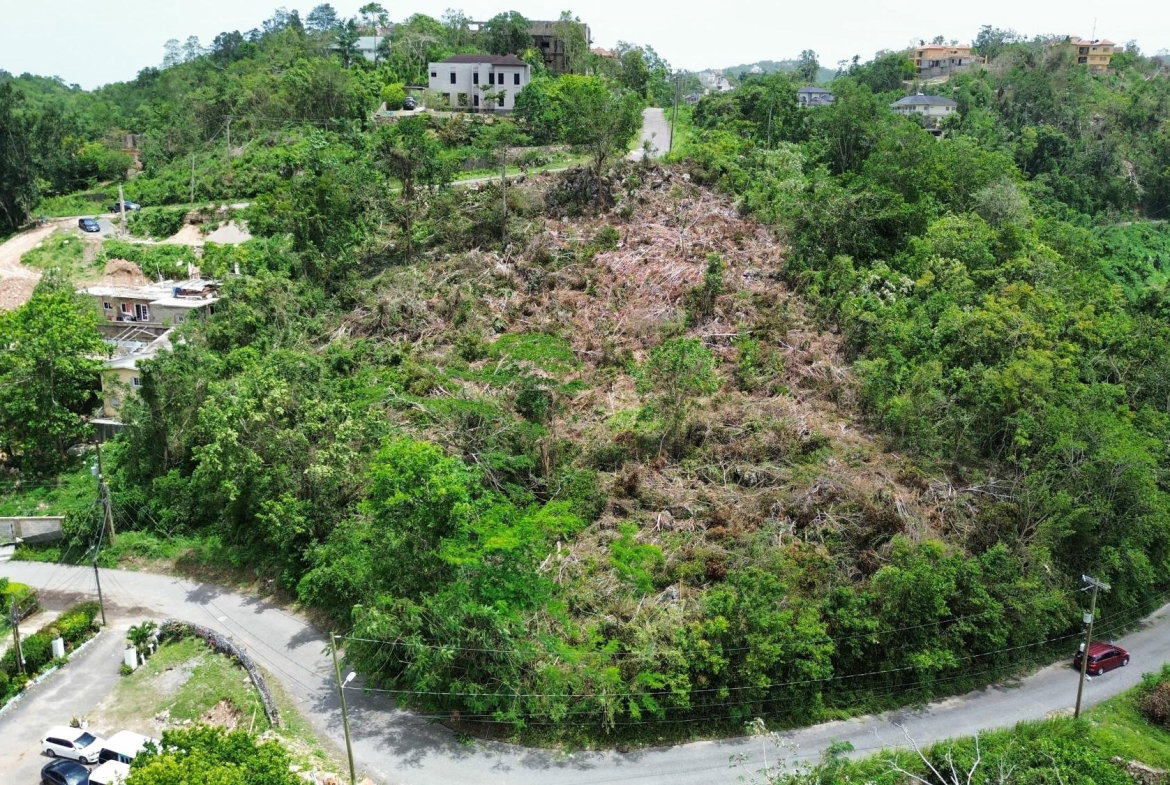 Sixth image of 31 Sherbourne Heights in Kingston 9, St. Andrew, Jamaica - property is For Sale