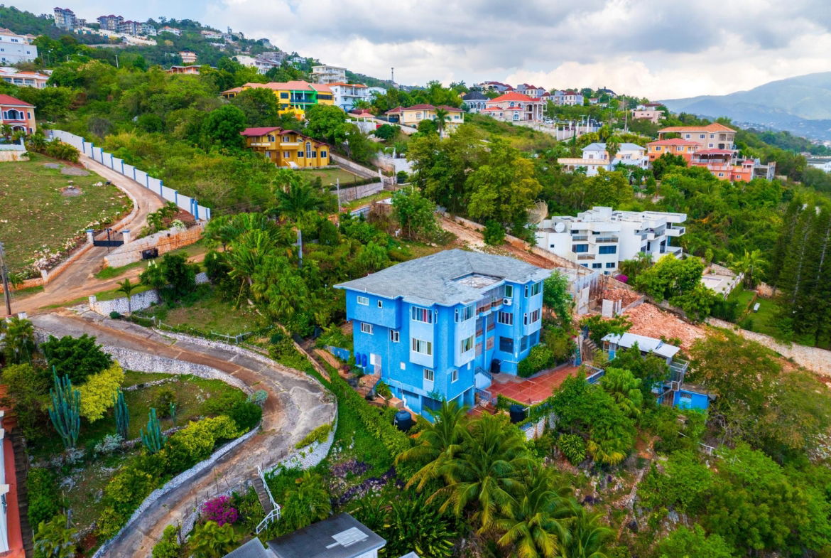 Seventh image of 33 Topaz Crescent Red Hills in Red Hills, St. Andrew, Jamaica - property is For Sale