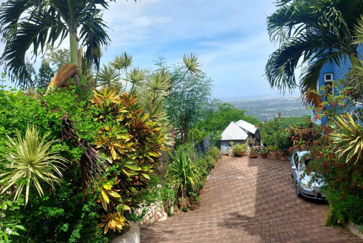 Tenth image of 33 Topaz Crescent Red Hills in Red Hills, St. Andrew, Jamaica - property is For Sale