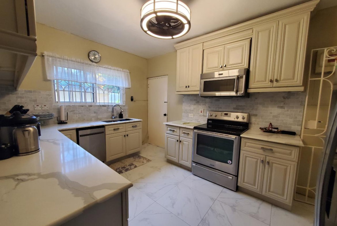 Ninth image of 19 Alexander Terrace Coral g in Montego Bay, St. James, Jamaica - property is For Sale