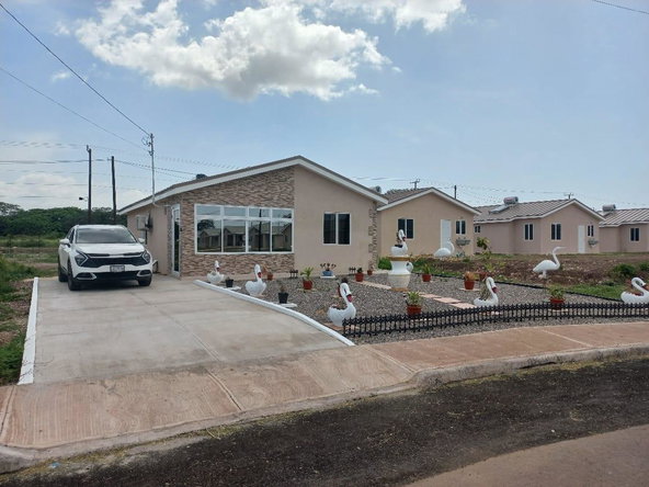 Second image of 549 Whim Estates in Old Harbour, St. Catherine, Jamaica - property is For Rent