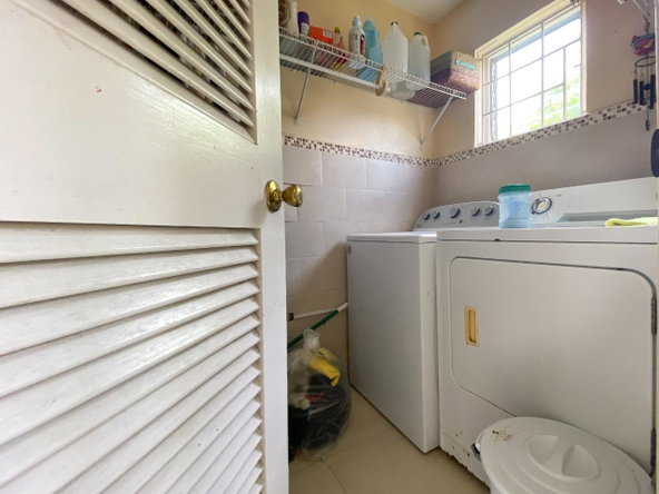 Thirteenth image of West Oakridge, Armour Hei in Kingston 8, St. Andrew, Jamaica - property is For Sale