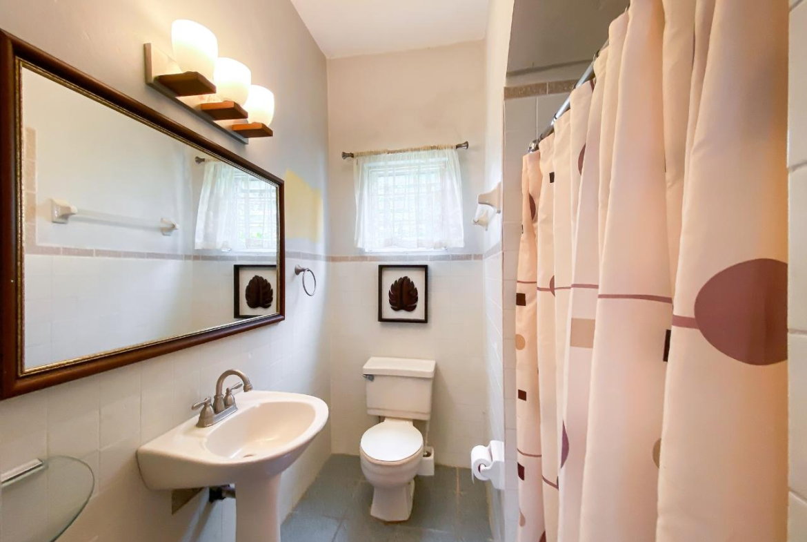 Seventeenth image of West Oakridge, Armour Hei in Kingston 8, St. Andrew, Jamaica - property is For Sale