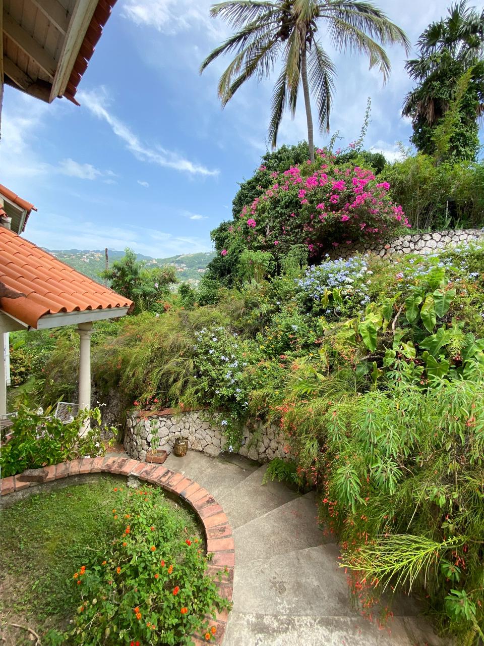 Stunning-Home-for-Sale-in-Armour-Heights-Jamaica-Breathtaking-Views Third image of West Oakridge, Armour Hei in Kingston 8, St. Andrew, Jamaica - property is For Sale