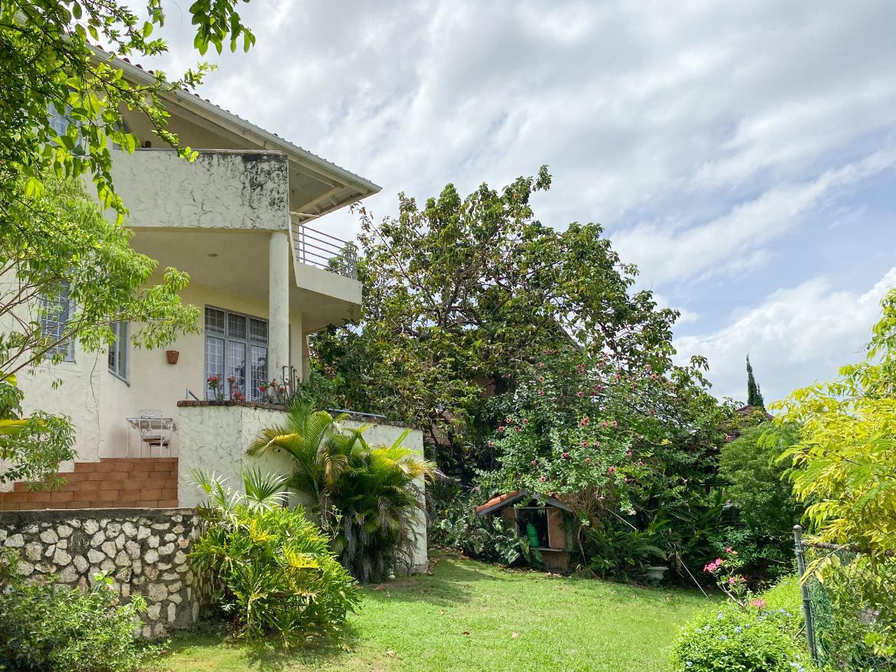 Stunning-Home-for-Sale-in-Armour-Heights-Jamaica-Breathtaking-Views Twenty-Fourth image of West Oakridge, Armour Hei in Kingston 8, St. Andrew, Jamaica - property is For Sale