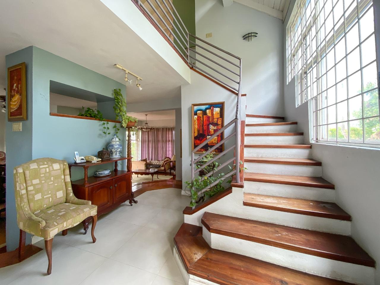 Stunning-Home-for-Sale-in-Armour-Heights-Jamaica-Breathtaking-Views Seventh image of West Oakridge, Armour Hei in Kingston 8, St. Andrew, Jamaica - property is For Sale