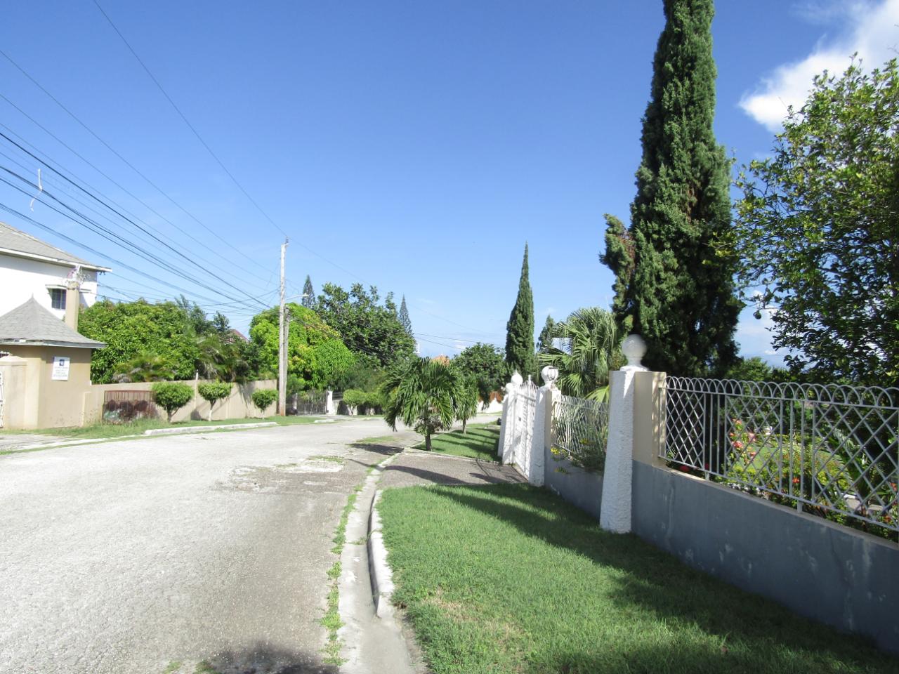 Tenth image of 421 Hibiscus Drive, Ironshore in Montego Bay, St. James, Jamaica - property is For Sale
