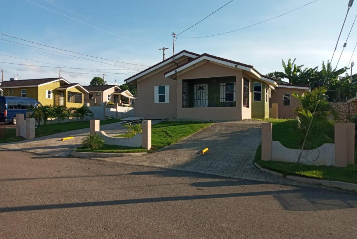 First image of 184 Stonebrook Manor in Falmouth, Trelawny, Jamaica - property is For Sale