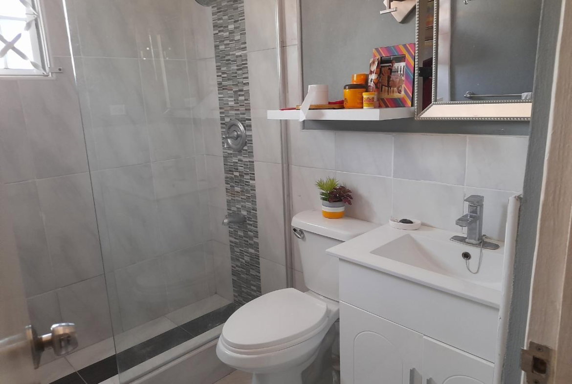 Tenth image of 941 Braeton Phase7 in Greater Portmore, St. Catherine, Jamaica - property is For Sale