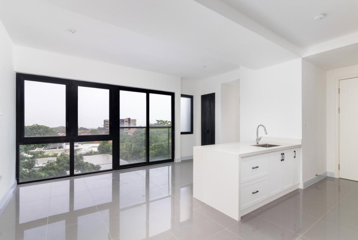 Seventh image of 39 Wellington Drive, Kingsto in Kingston 6, St. Andrew, Jamaica - property is For Sale