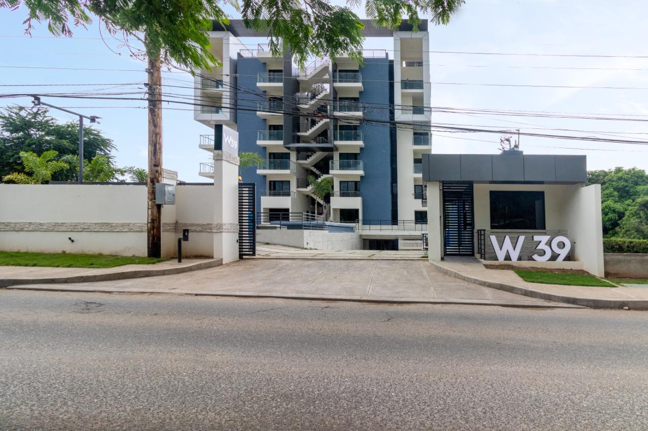 Fourteenth image of 39 Wellington Drive, Kingsto in Kingston 6, St. Andrew, Jamaica - property is For Sale