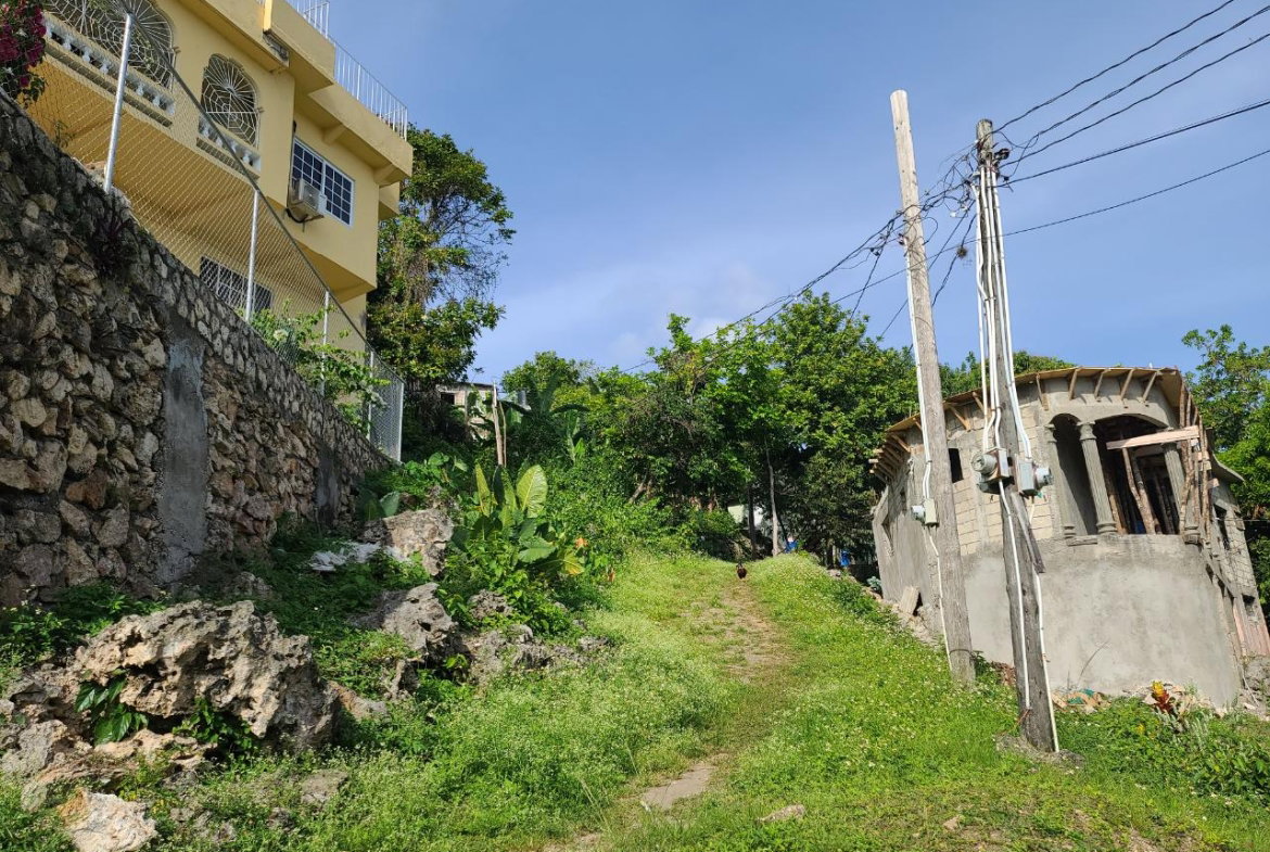 Fourteenth image of Shaw Park, Ocho Rios in Ocho Rios, St. Ann, Jamaica - property is For Sale