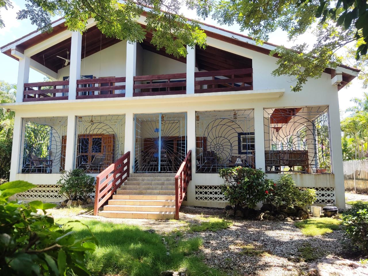 Stunning-Oceanfront-Villa-for-Sale-in-Westmoreland-Jamaica Eleventh image of Westend Road in Negril, Westmoreland, Jamaica - property is For Sale