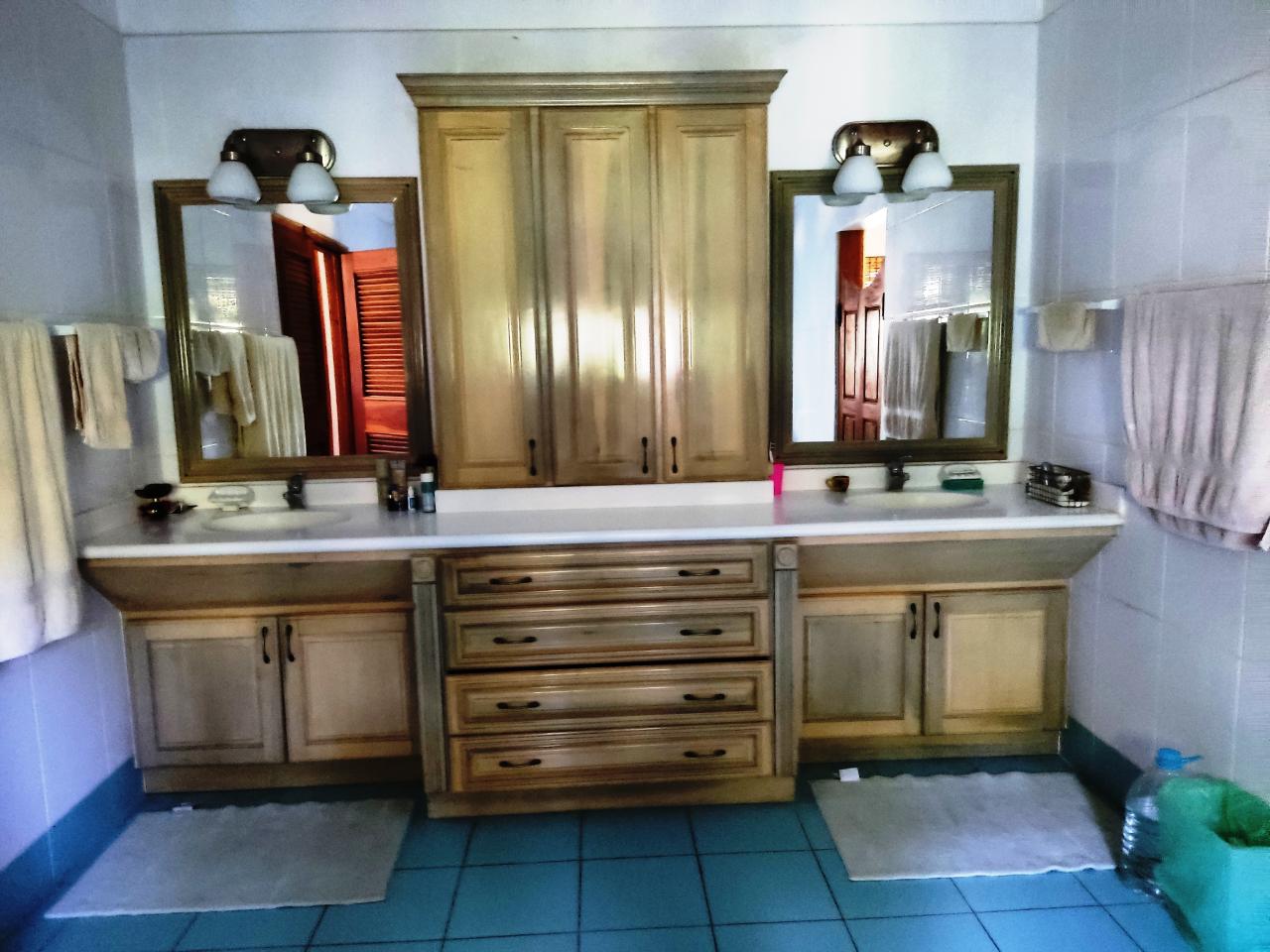 Stunning-Oceanfront-Villa-for-Sale-in-Westmoreland-Jamaica Twentieth image of Westend Road in Negril, Westmoreland, Jamaica - property is For Sale